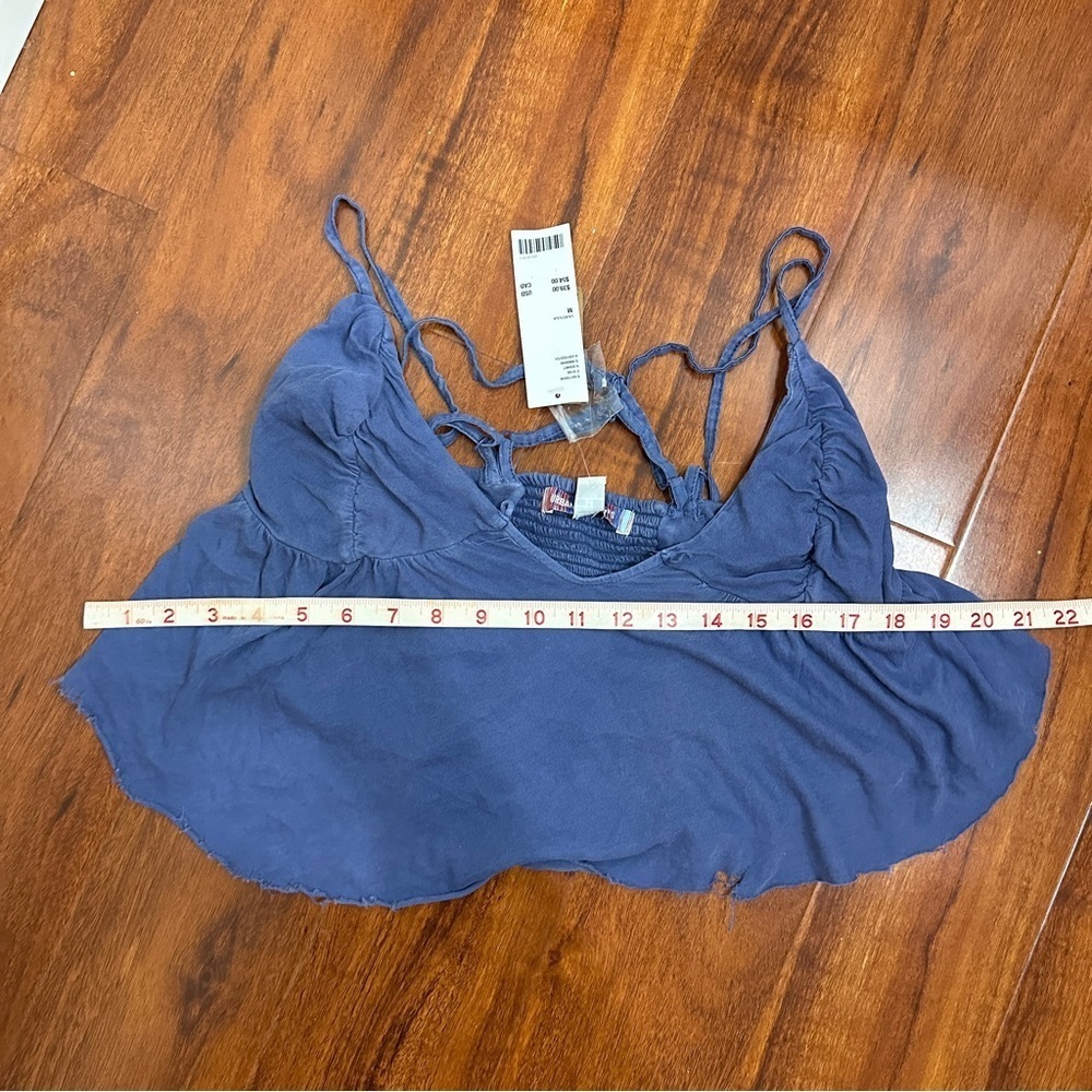 Urban outfitters Womans Blue Top Size Medium NWT - Picture 5 of 7